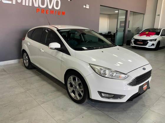 FORD FOCUS 2.0 SE PLUS FASTBACK 16V FLEX 4P POWERSHIFT FORD FOCUS 2.0 SE PLUS FASTBACK 16V FLEX 4P POWERSHIFT